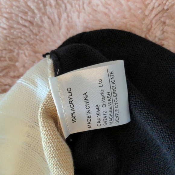 NWT Summer Sweater - Picture 8 of 8